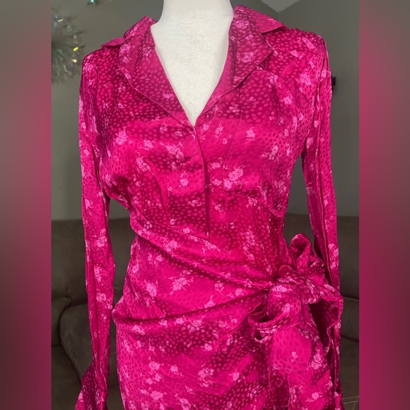 NWT Acler Evanston Satin Sheen Wrap Mini Dress Sz 2 🔥VALENTINE’S DATE DRESS🔥 - Picture 5 of 16
